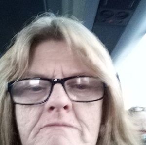 Meet your Posher, Deborah